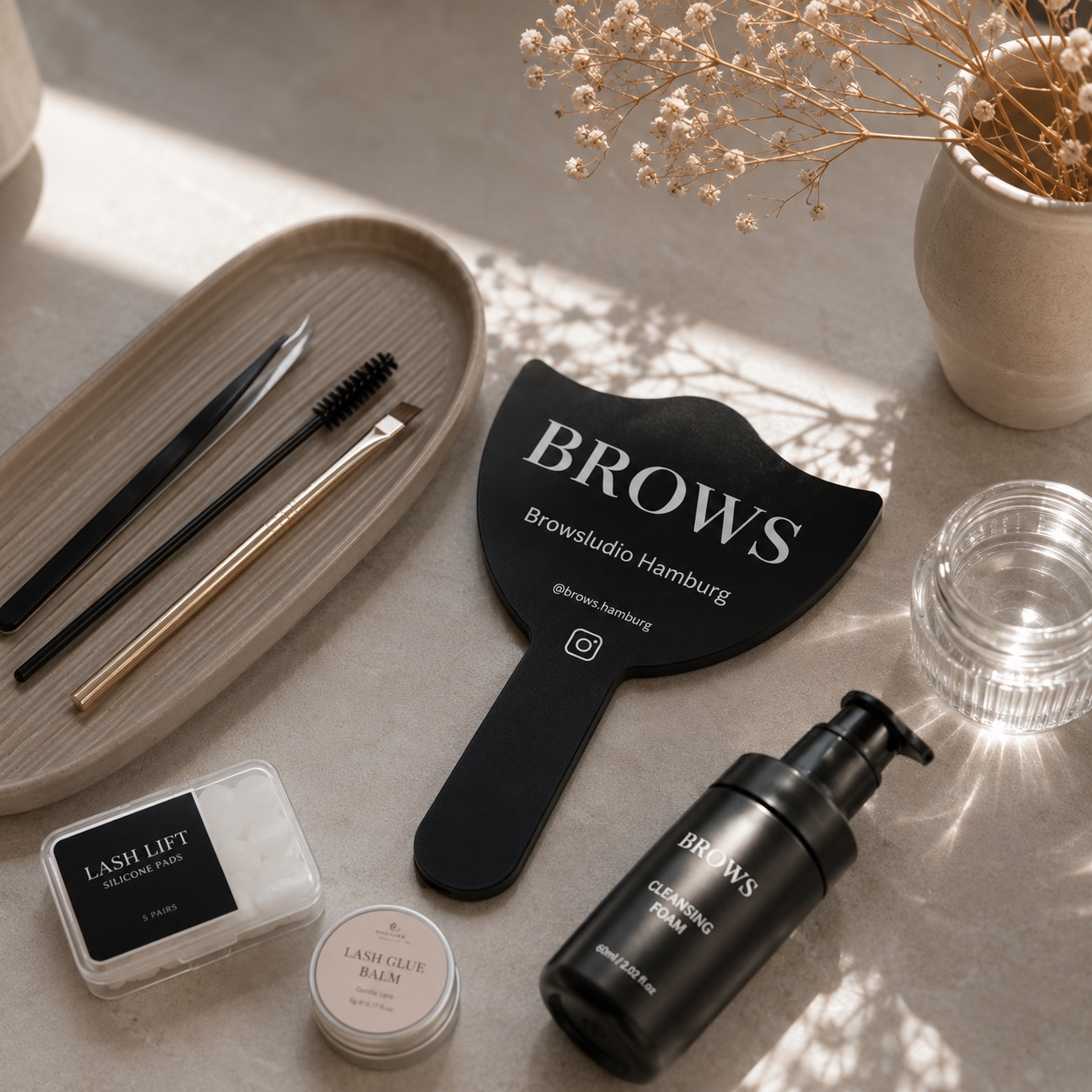 Hochwertige BROWS.-Produkte und Tools für Brow- und Lash-Behandlungen